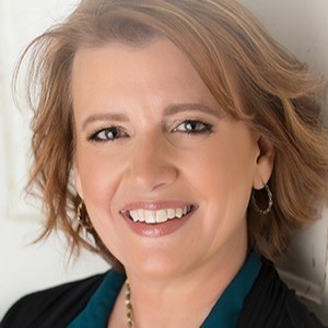 Liza J McMahon